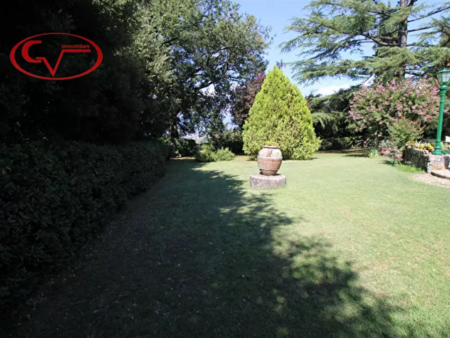 Immagine 5 di Villa in vendita  in via xxv aprile a Bucine