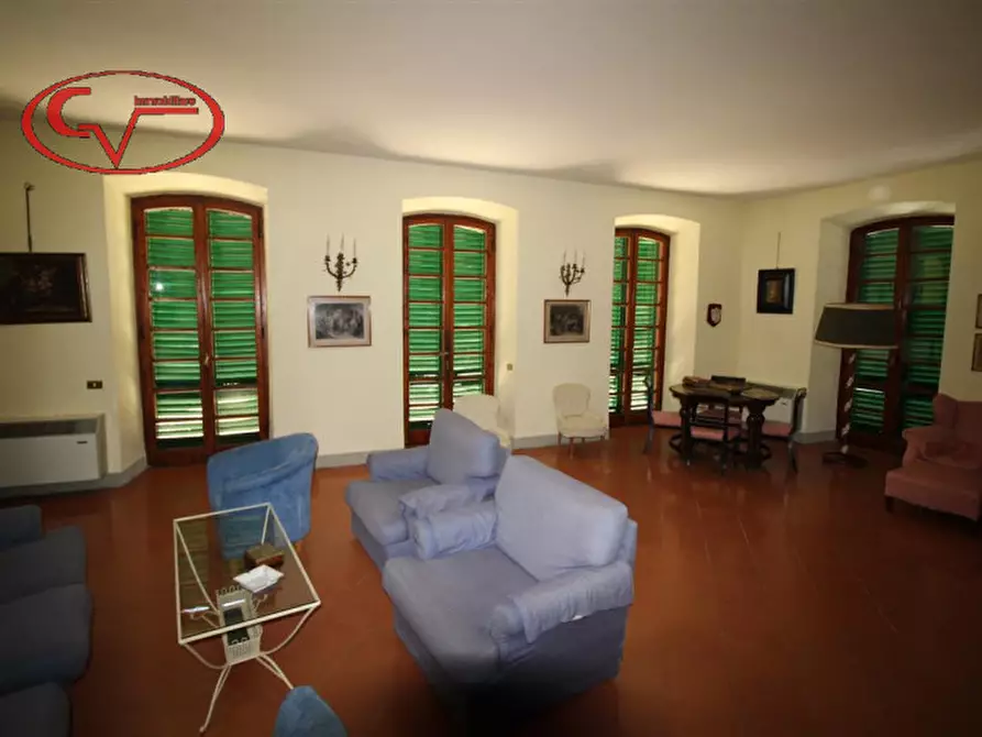 Immagine 18 di Villa in vendita  in via xxv aprile a Bucine