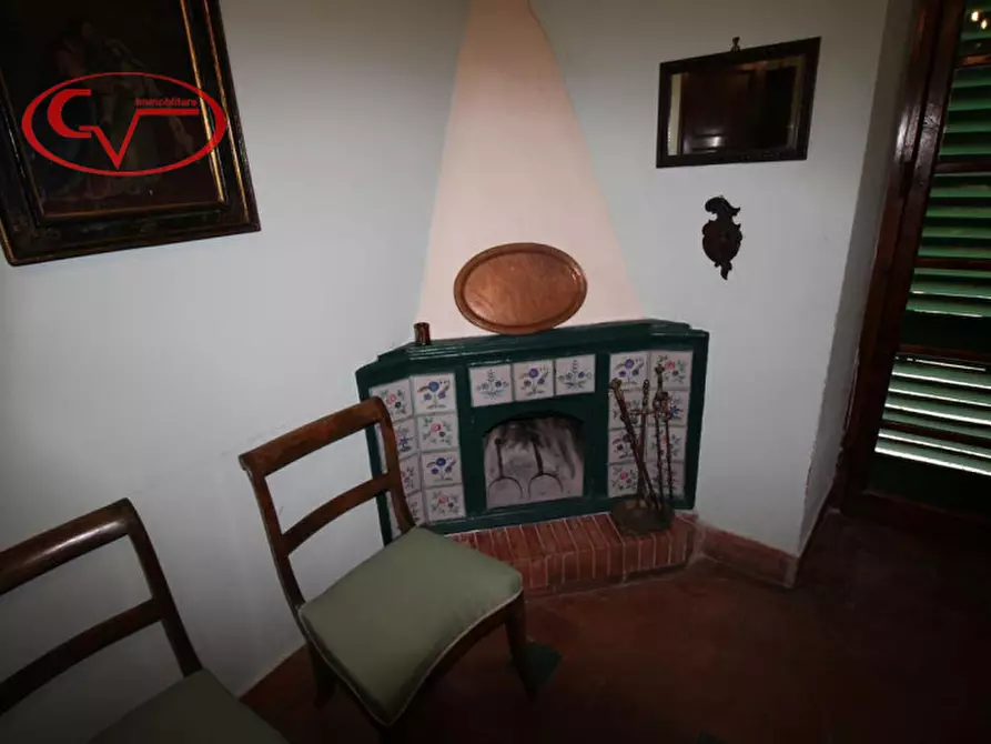 Immagine 21 di Villa in vendita  in via xxv aprile a Bucine