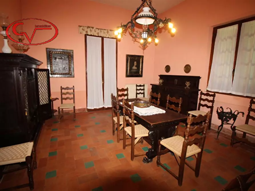 Immagine 24 di Villa in vendita  in via xxv aprile a Bucine