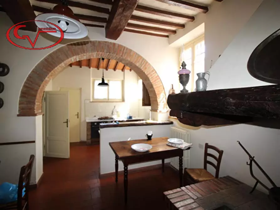 Immagine 26 di Villa in vendita  in via xxv aprile a Bucine