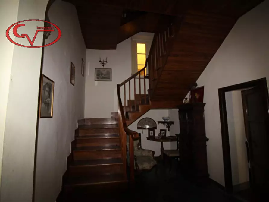 Immagine 28 di Villa in vendita  in via xxv aprile a Bucine