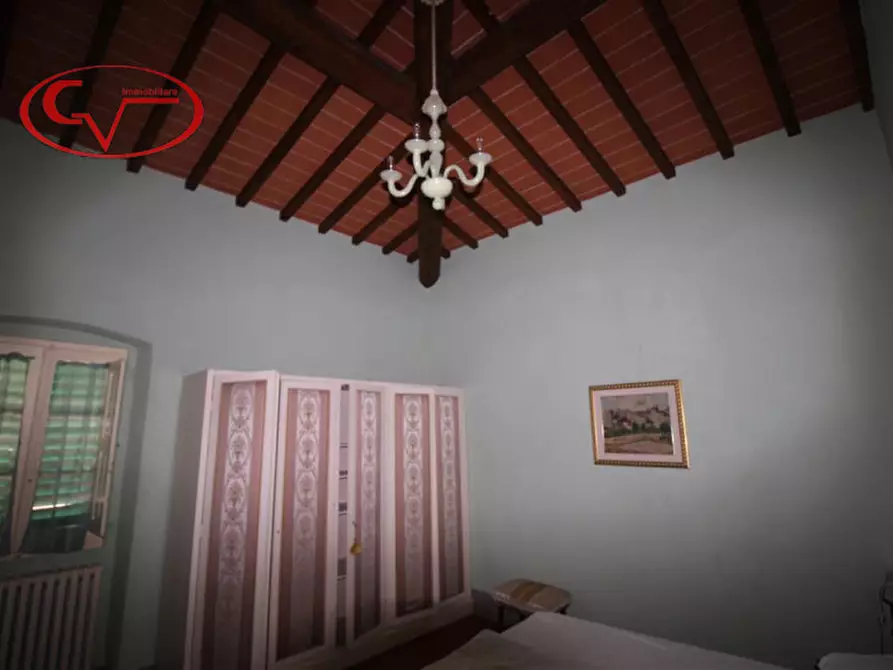 Immagine 29 di Villa in vendita  in via xxv aprile a Bucine