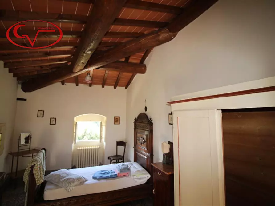 Immagine 39 di Villa in vendita  in via xxv aprile a Bucine