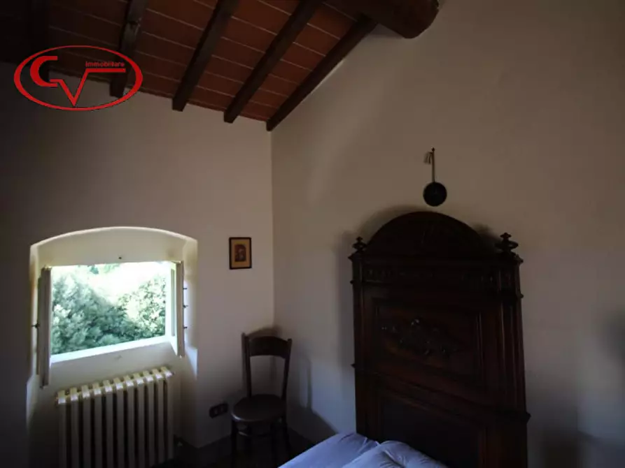 Immagine 40 di Villa in vendita  in via xxv aprile a Bucine