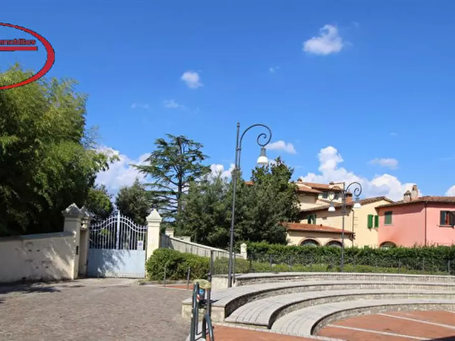 Immagine 63 di Villa in vendita  in via xxv aprile a Bucine