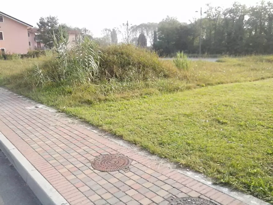 Immagine 1 di Terreno in vendita  in CLAUDIA a Quarto D'altino