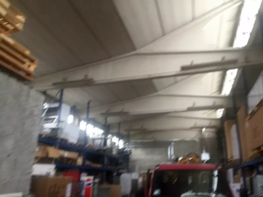 Immagine 5 di Negozio in vendita  in VIA COPERNICO a Cinisello Balsamo