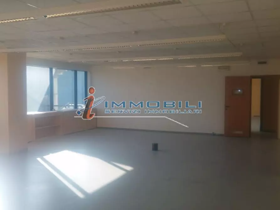 Immagine 8 di Ufficio in affitto  in STRADA 1 a Assago
