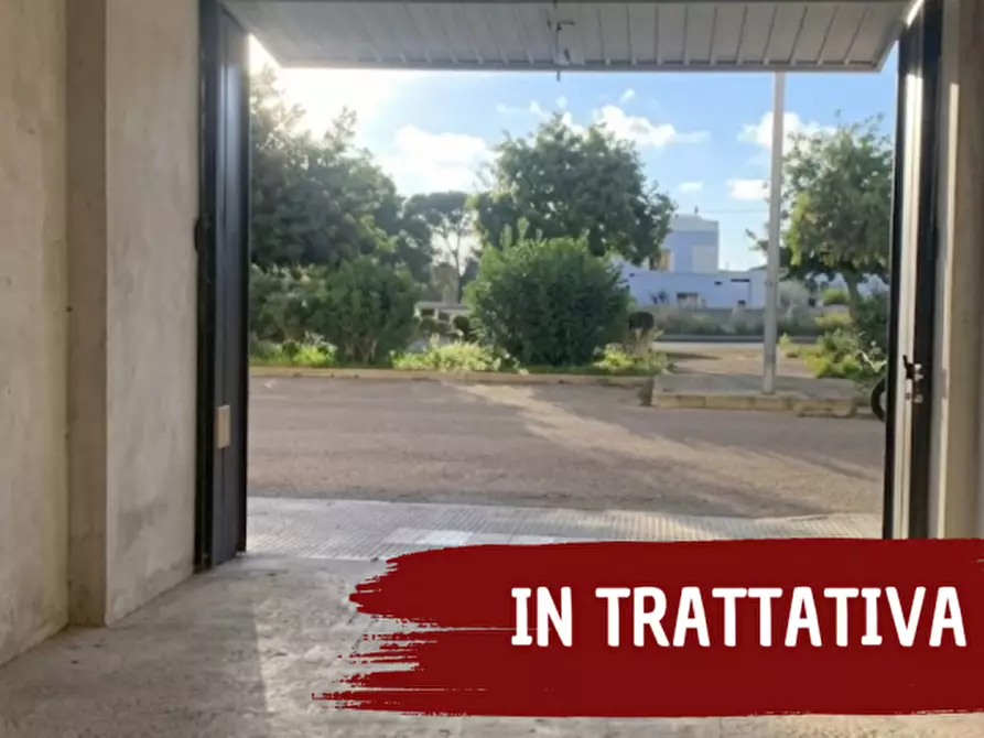 Immagine 1 di Garage in vendita  in piazzale pesaro 6 a Lecce