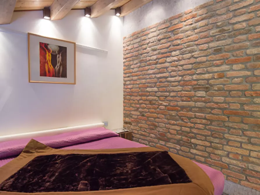 Immagine 20 di Casa indipendente in vendita  in PIAZZA CASTELLO a Noale