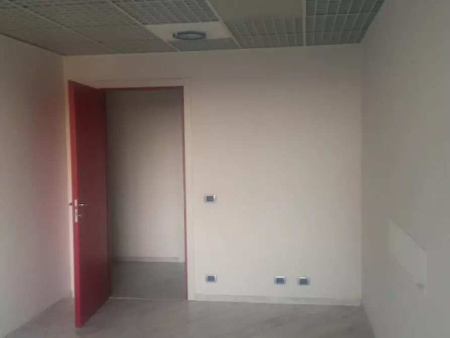 Immagine 4 di Ufficio in affitto  in VIA OLGIA a Segrate