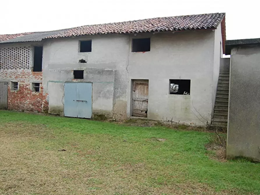 Immagine 5 di Rustico / casale in vendita  in PRESINA - PIAZZOLA SUL BRENTA RIF 799 a Piazzola Sul Brenta