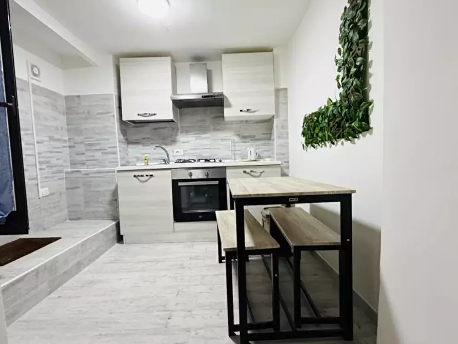 Immagine 3 di Appartamento in affitto  in Via Cangiani 44 a Napoli