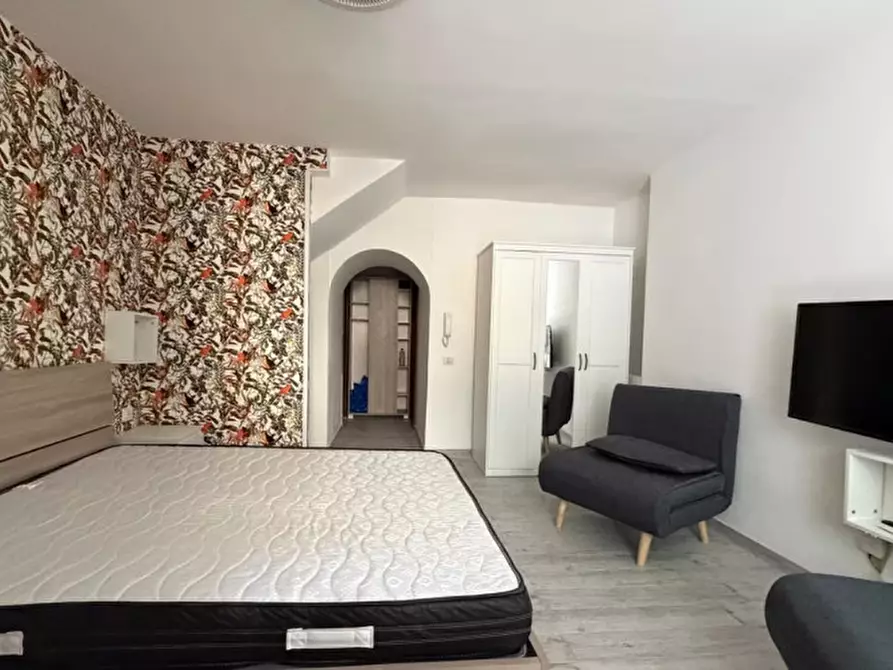 Immagine 4 di Appartamento in affitto  in Via Cangiani 44 a Napoli