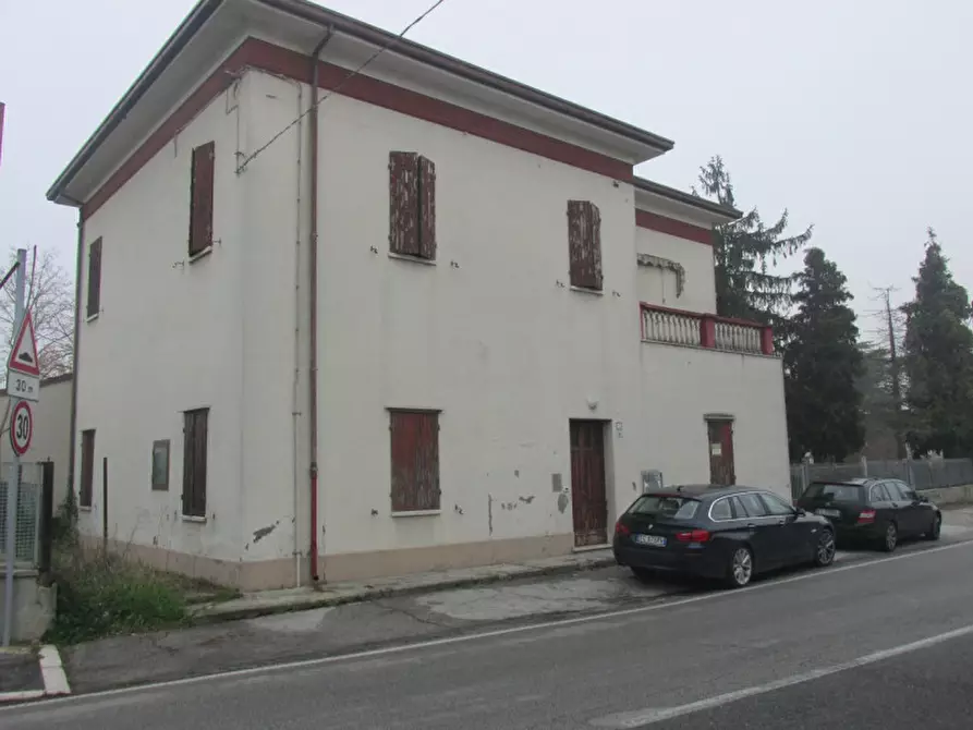 Immagine 2 di Casa indipendente in vendita  a Gambettola