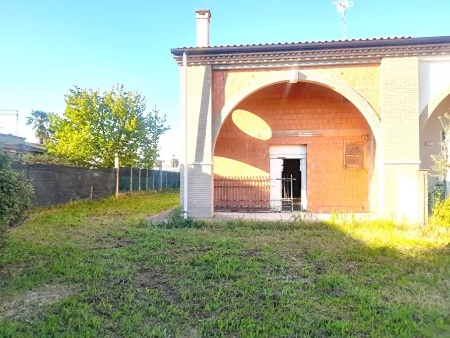 Immagine 1 di Casa bifamiliare in vendita  in Vigonovo Via Padova 10 a Fosso'