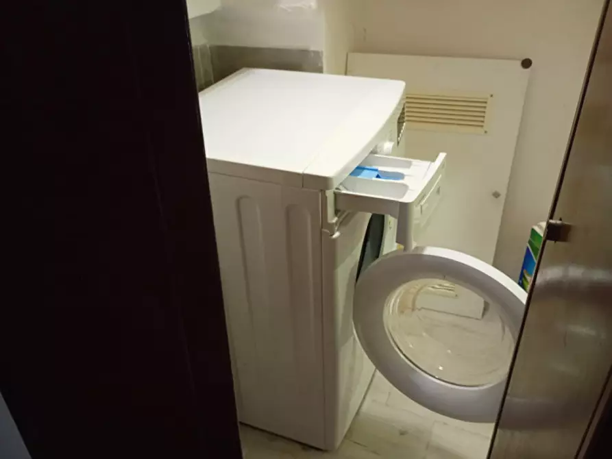 Immagine 8 di Appartamento in affitto  in Piazza Dante a Napoli