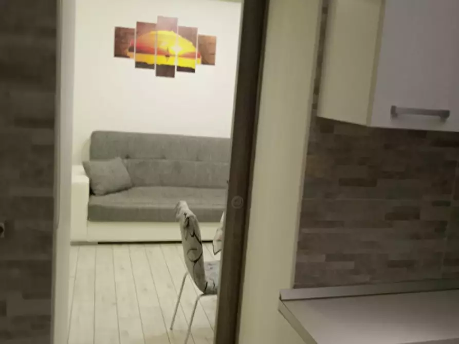 Immagine 11 di Appartamento in affitto  in Piazza Dante a Napoli