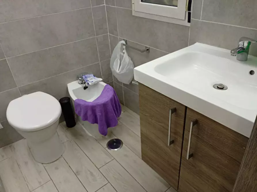 Immagine 15 di Appartamento in affitto  in Piazza Dante a Napoli