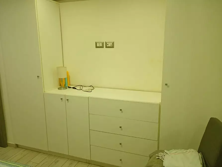 Immagine 17 di Appartamento in affitto  in Piazza Dante a Napoli