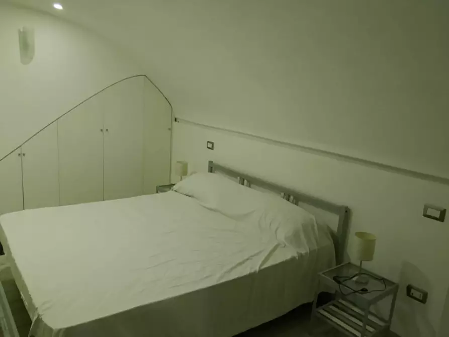 Immagine 18 di Appartamento in affitto  in Piazza Dante a Napoli