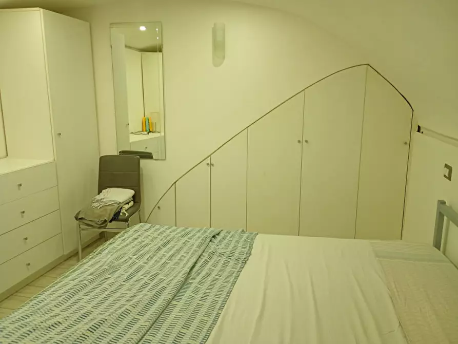 Immagine 20 di Appartamento in affitto  in Piazza Dante a Napoli