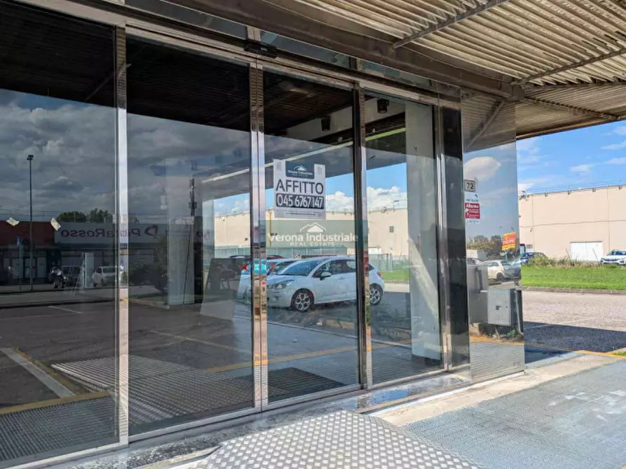 Immagine 3 di Negozio in affitto  in Via del lavoro 72 a Bussolengo