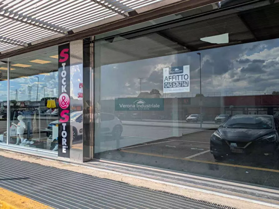 Immagine 4 di Negozio in affitto  in Via del lavoro 72 a Bussolengo