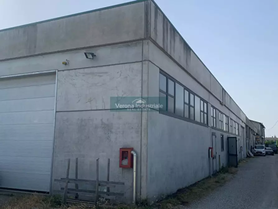 Immagine 1 di Capannone industriale in vendita  in Lugagnano di Sona a Sona