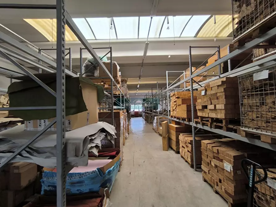 Immagine 9 di Capannone industriale in vendita  in Via Degli Imprenditori a Valeggio Sul Mincio