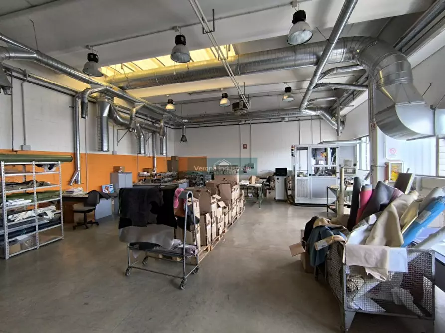 Immagine 11 di Capannone industriale in vendita  in Via Degli Imprenditori a Valeggio Sul Mincio