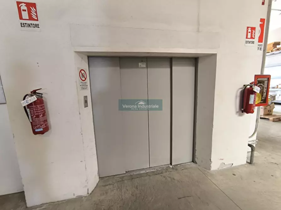 Immagine 13 di Capannone industriale in vendita  in Via Degli Imprenditori a Valeggio Sul Mincio