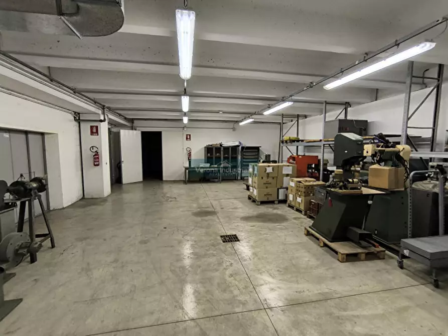 Immagine 16 di Capannone industriale in vendita  in Via Degli Imprenditori a Valeggio Sul Mincio