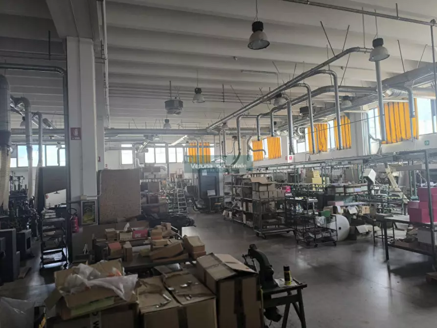 Immagine 23 di Capannone industriale in vendita  in Via Degli Imprenditori a Valeggio Sul Mincio