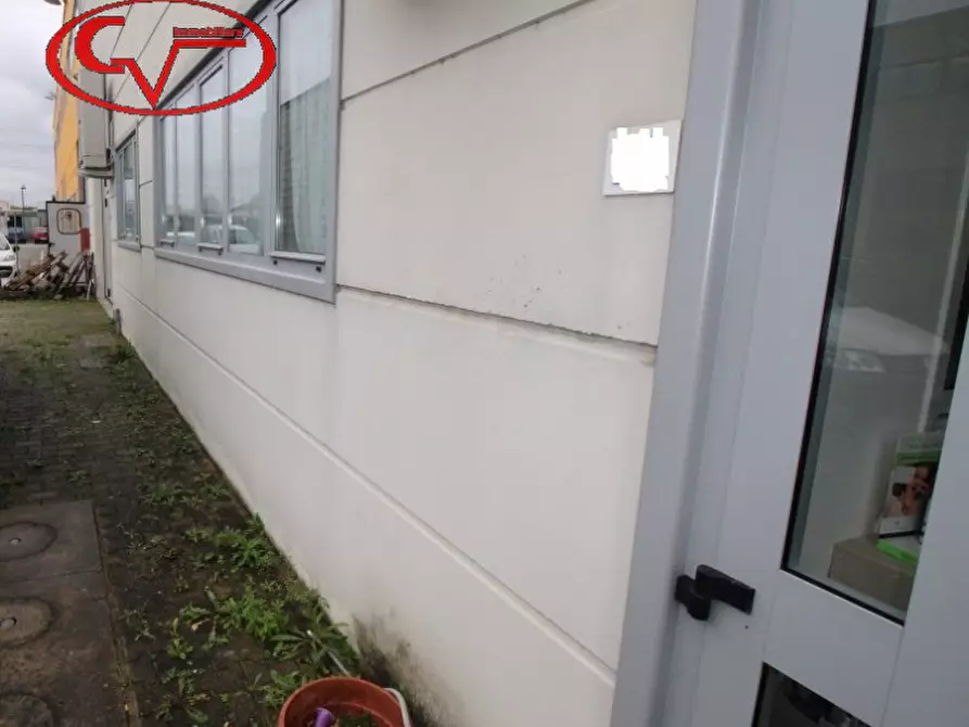 Immagine 2 di Capannone industriale in vendita  in via giacomo leopardi a Montevarchi