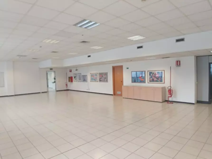 Immagine 6 di Ufficio in affitto  in VIA BURONA a Vimodrone