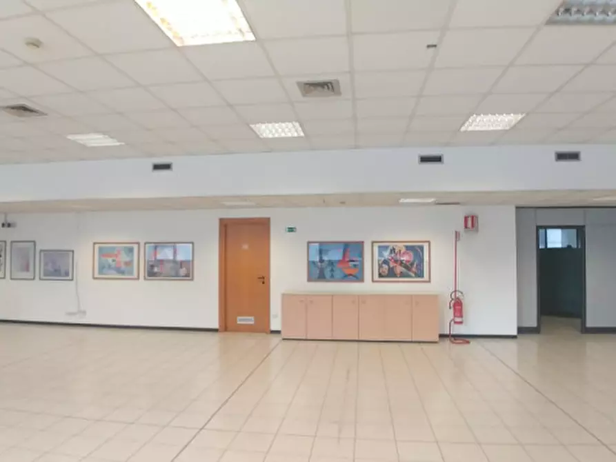 Immagine 3 di Ufficio in affitto  in VIA BURONA a Vimodrone
