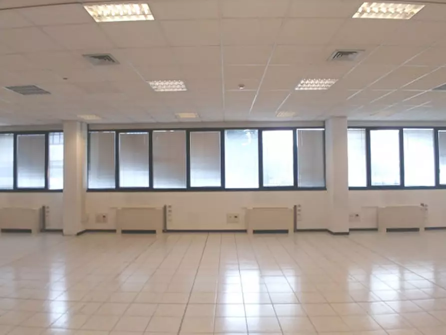 Immagine 8 di Ufficio in affitto  in VIA BURONA a Vimodrone