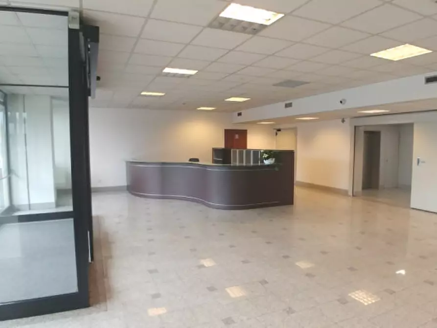 Immagine 10 di Ufficio in affitto  in VIA BURONA a Vimodrone