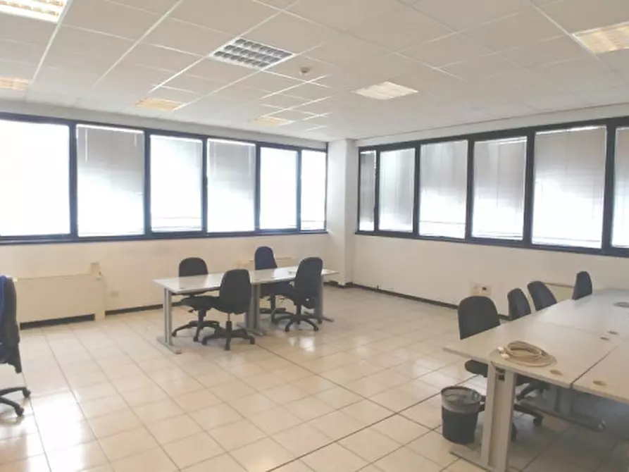 Immagine 13 di Ufficio in affitto  in VIA BURONA a Vimodrone