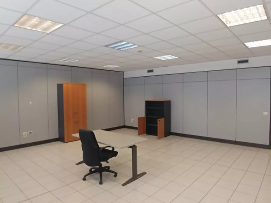 Immagine 22 di Ufficio in affitto  in VIA BURONA a Vimodrone