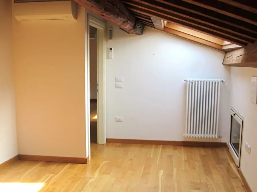 Immagine 10 di Appartamento in affitto  in Contrà della Piarda 5 a Vicenza