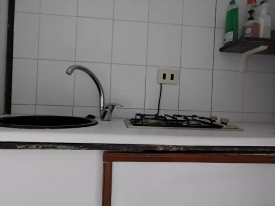 Immagine 7 di Appartamento in affitto  in Piazza Amedeo a Napoli