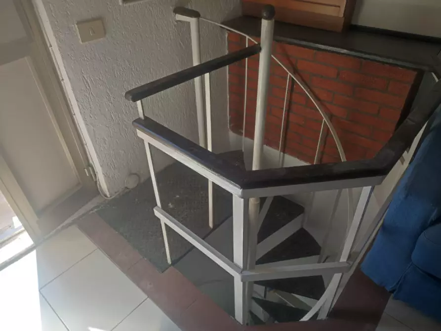 Immagine 30 di Appartamento in affitto  in Piazza Amedeo a Napoli