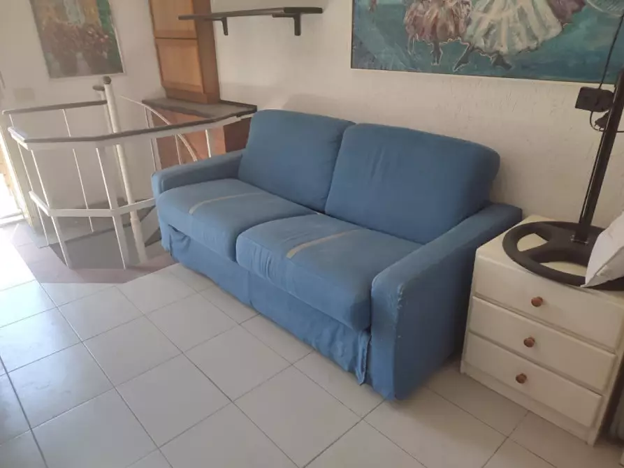 Immagine 32 di Appartamento in affitto  in Piazza Amedeo a Napoli