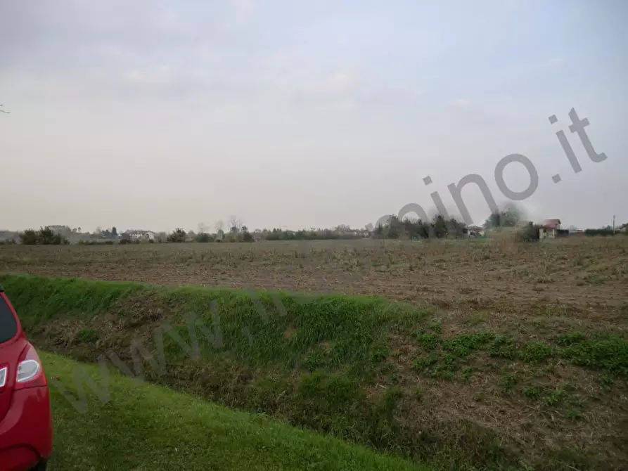 Immagine 3 di Terreno in vendita  in Via Vignale a Selvazzano Dentro