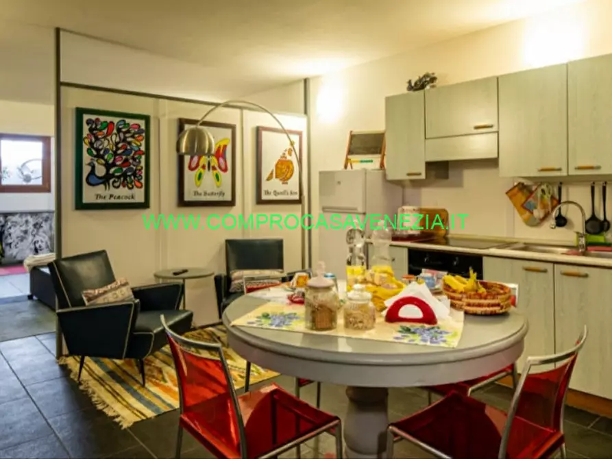 Immagine 2 di Bed & Breakfast in vendita  in sile a Spresiano