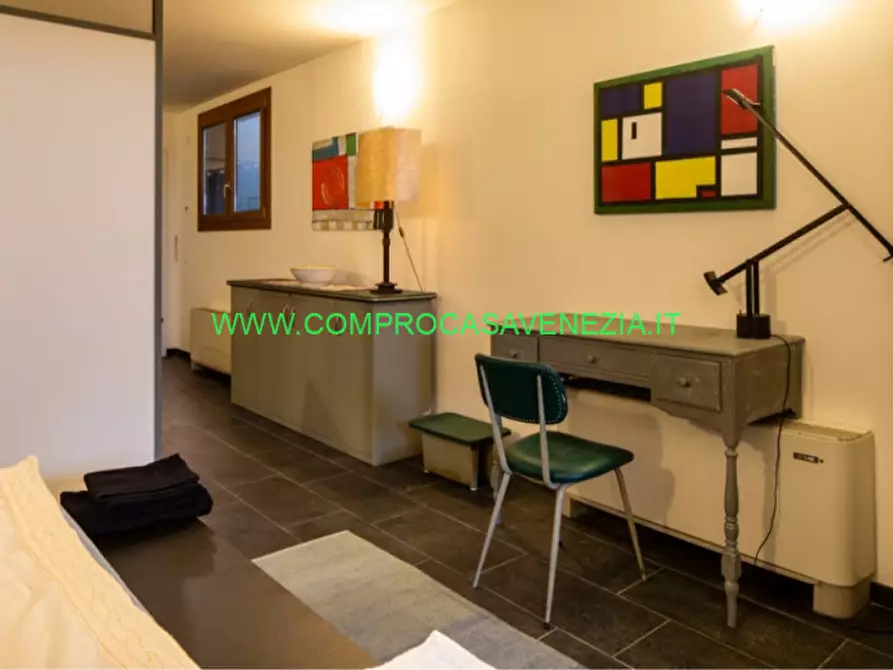 Immagine 3 di Bed & Breakfast in vendita  in sile a Spresiano