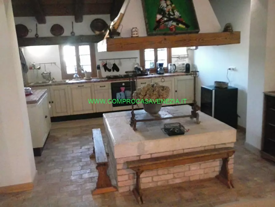 Immagine 6 di Bed & Breakfast in vendita  in sile a Spresiano